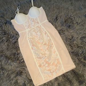 🛍✨CLEARANCE 🛍⭐️ White Mesh Lacey Bandau Dress